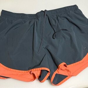 🔥5/$25🔥 Women’s XL Champion shorts